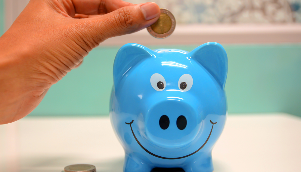 Tirelire représentant les économies nécessaires pour ouvrir une franchise avec le soutien de Pôle Emploi et ses aides à la création d'entreprise