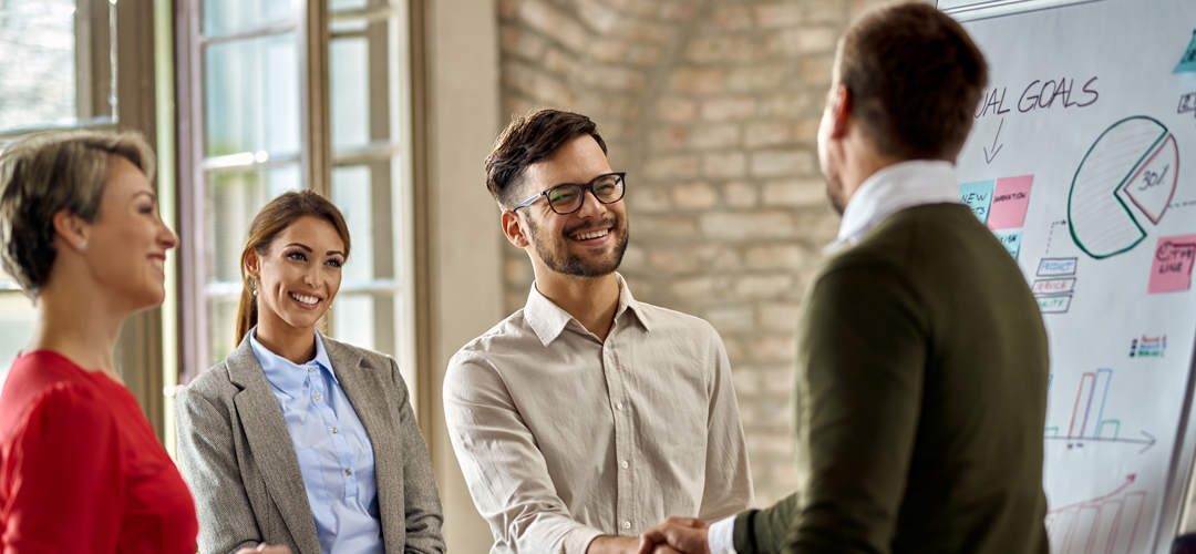 Ouvrir une franchise commerciale rentable grâce à son expérience B2B